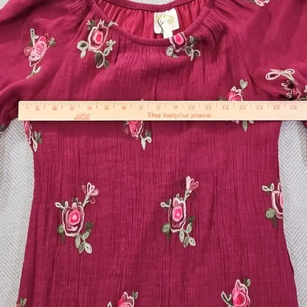 Fig and Flower Women's Medium Red Smock With Rose Embroidery Ruffled Sleeves EUC